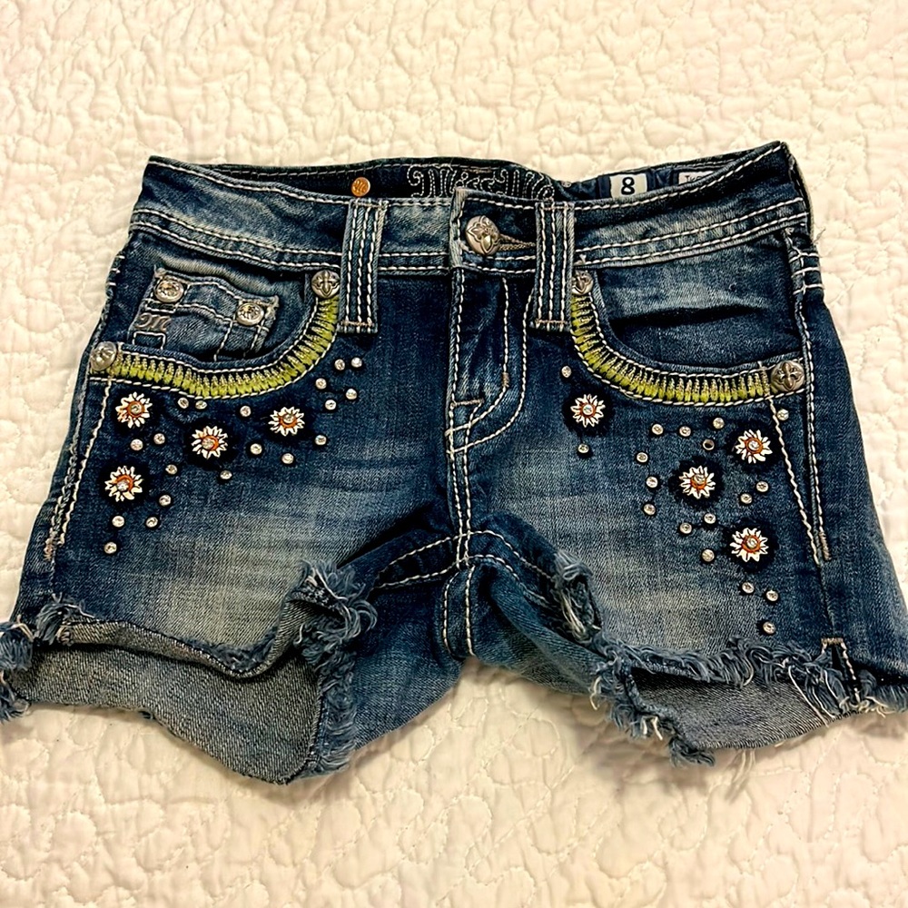 Miss Me Size 8 in girls. Barely worn! Beautiful!